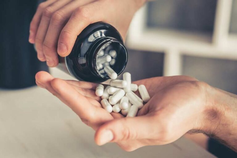 What Is the Best Time to Take Probiotics? Before or After a Meal